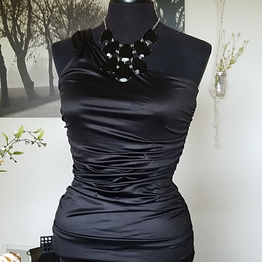 MUST have 🤩 one shoulder LBD
